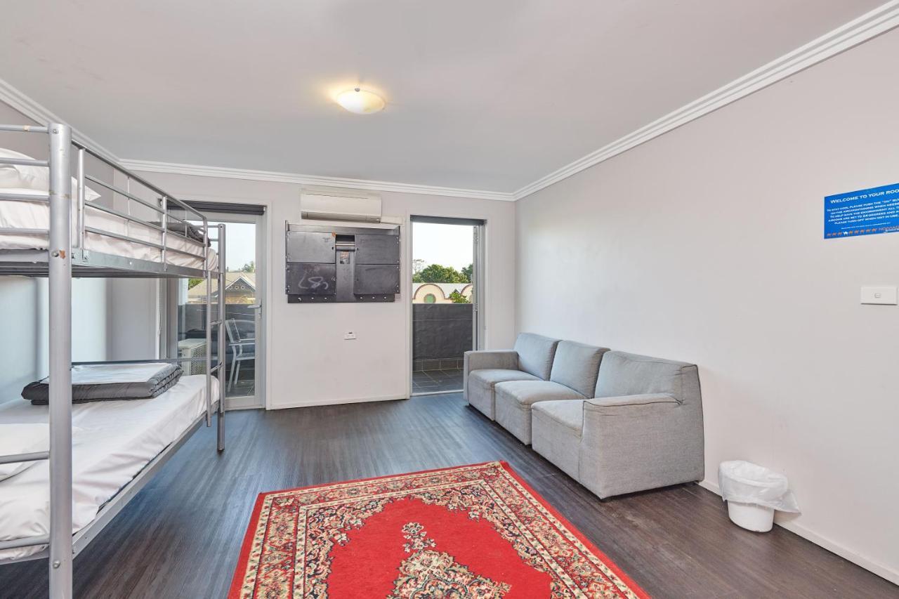 Albergue Nomads Byron Bay Backpackers Exterior foto